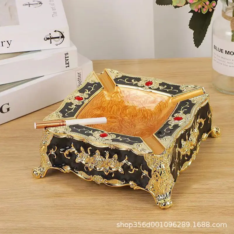 Square three-dimensional relief European style ashtray, household ashtray suitable for living room, office desktop