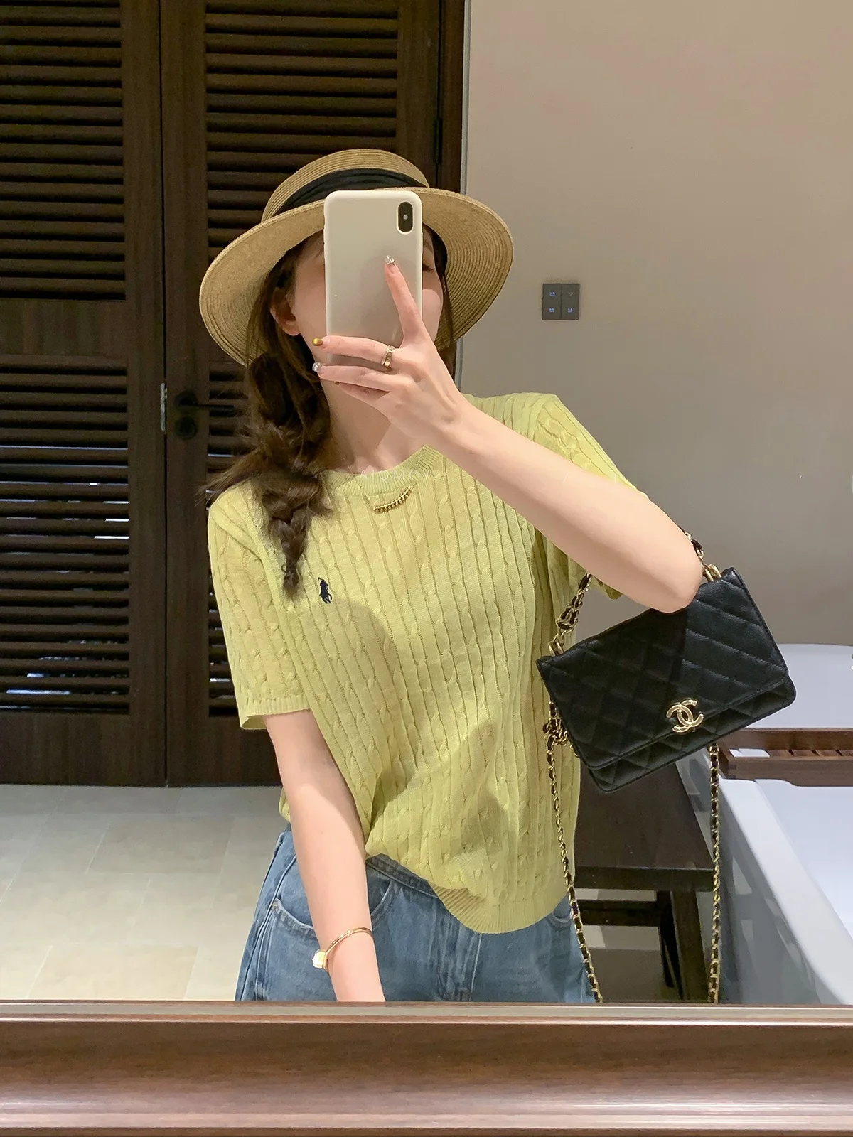 

Love Devil Fish Women's Knitted Short Sleeve round Neck Embroidered Twist Top Summer New Style Commute Fashion Pure Color