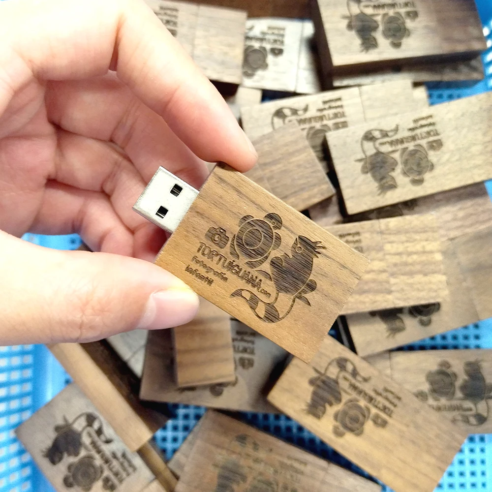 10pcs/lot USB 3.0 Flash Drive Memory Stick Wooden Pendrive 8GB 16GB Cle U Disks 32GB 64GB 128GB Free Logo Wedding Gifts memorias