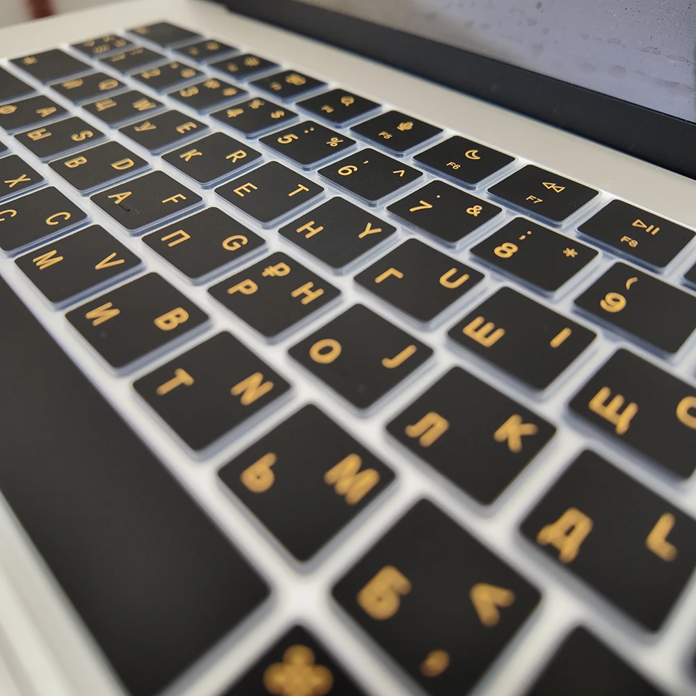 Keyboard Cover with Russian layout for MacBook Pro 14.2 /16 M5 A3434 A3426 A3428 Air 13.6/15.3 A3448 A3449 For Macbook Neo A3404