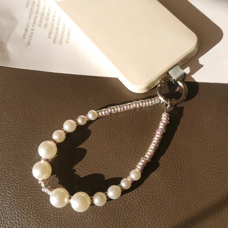 Cordón para teléfono móvil con diamantes hechos a mano, cadena corta, colgante de diamantes de imitación, funda para teléfono móvil, colgante para cámara CCD