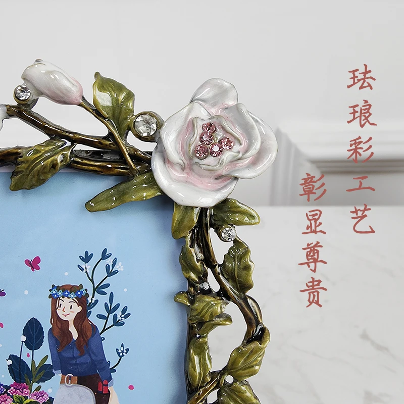 Moldura de foto retrô europeia de 5 polegadas, formato de rosa americana, esmalte de diamante, cor de cinco polegadas, presente de mesa