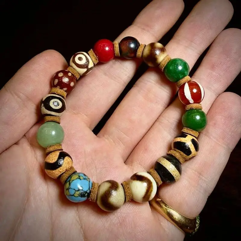 Tibetan natural authentic old mine raw agate, first-class pharmacist turtle shell, three-eyed tiger tooth dzi bead multi-treasur