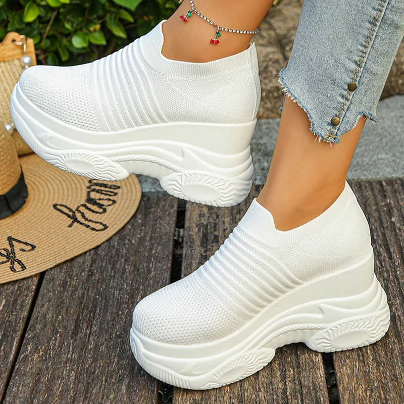 White Mesh Sneakers Detail View - Hidden Heel Platform and Knitted Texture Close-Up