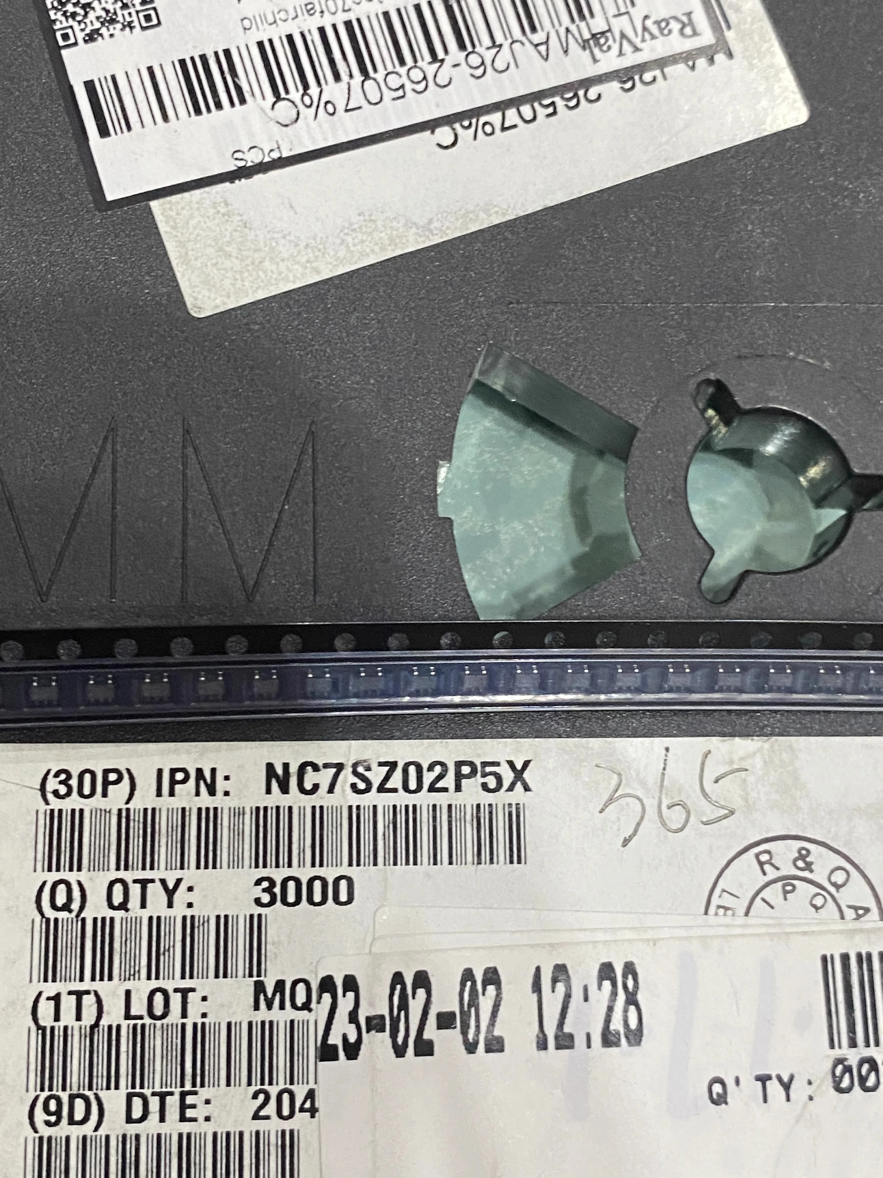 

100 шт. Совершенно новый оригинальный NC7SZ02P5X 20+ SC70-5