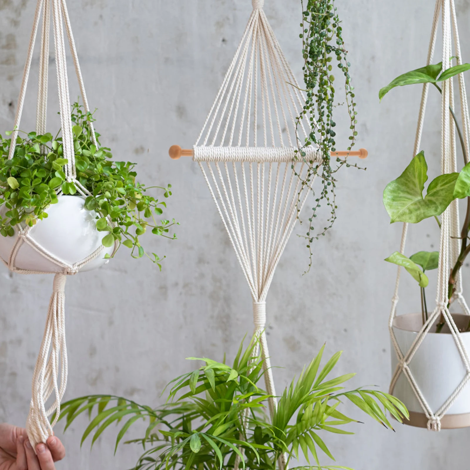 

4pcs Wooden Hanging Rod Accessories Natural Wood Tapestry Stick Poles Wall Display Quilt Hanger Durable Craftsmanship