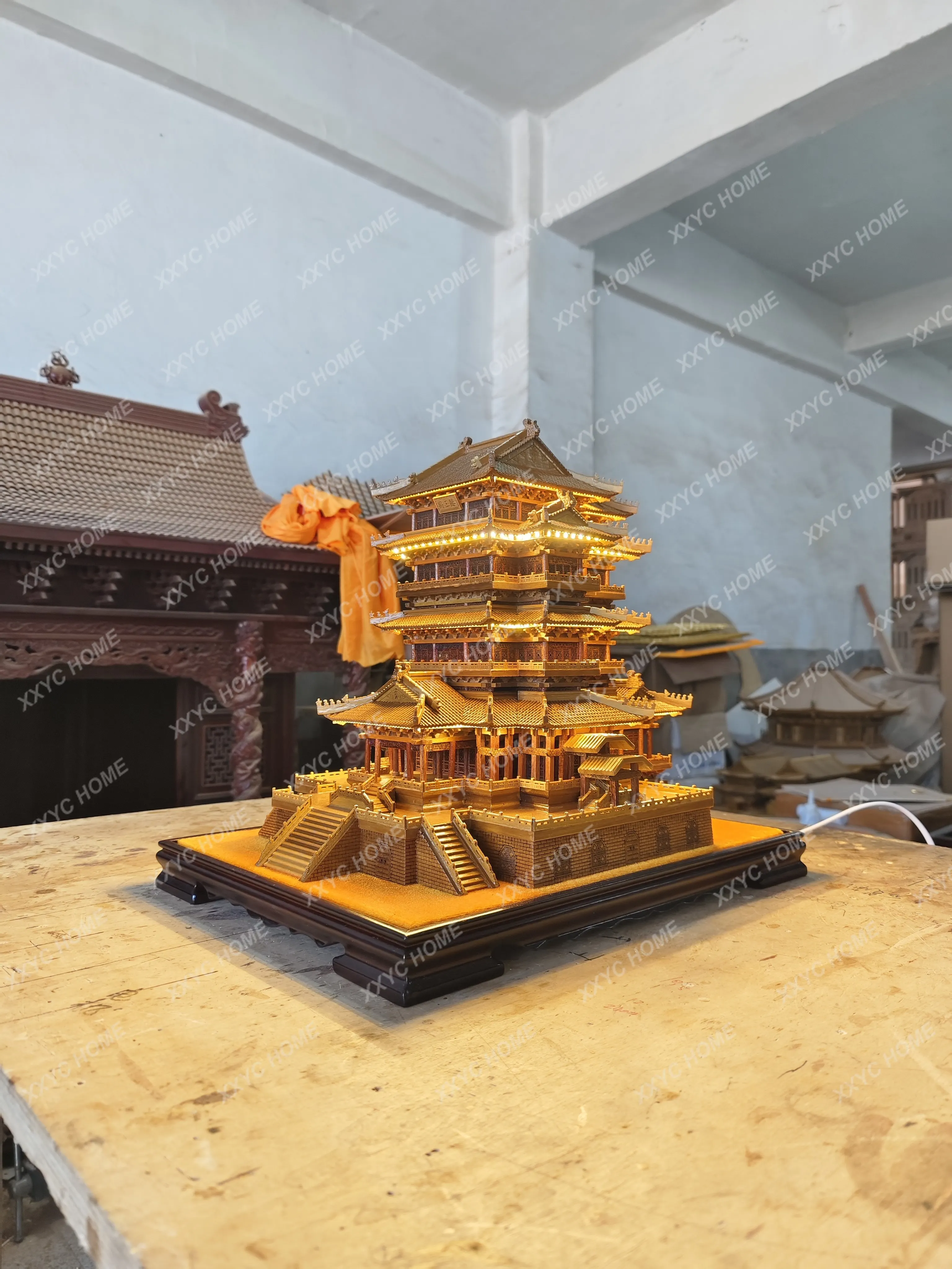 Wood carving Chinese ornaments Crafts Ancient building model Golden silk teak Tengwang Pavilion