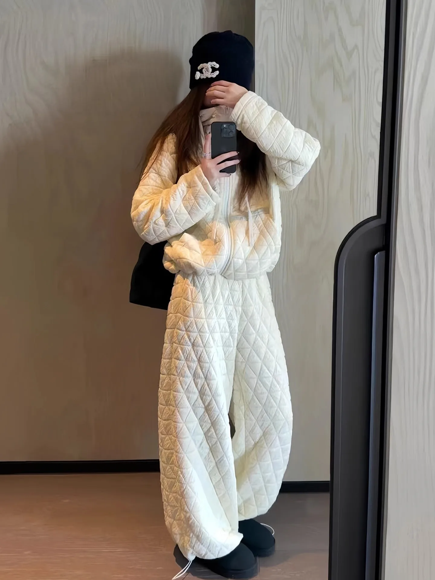 

Fashionable Sportswear Set Women's Winter Wide Leg Pants Top Two Piece Suit Korean Style Anti-Aging Popular Online Exclusive