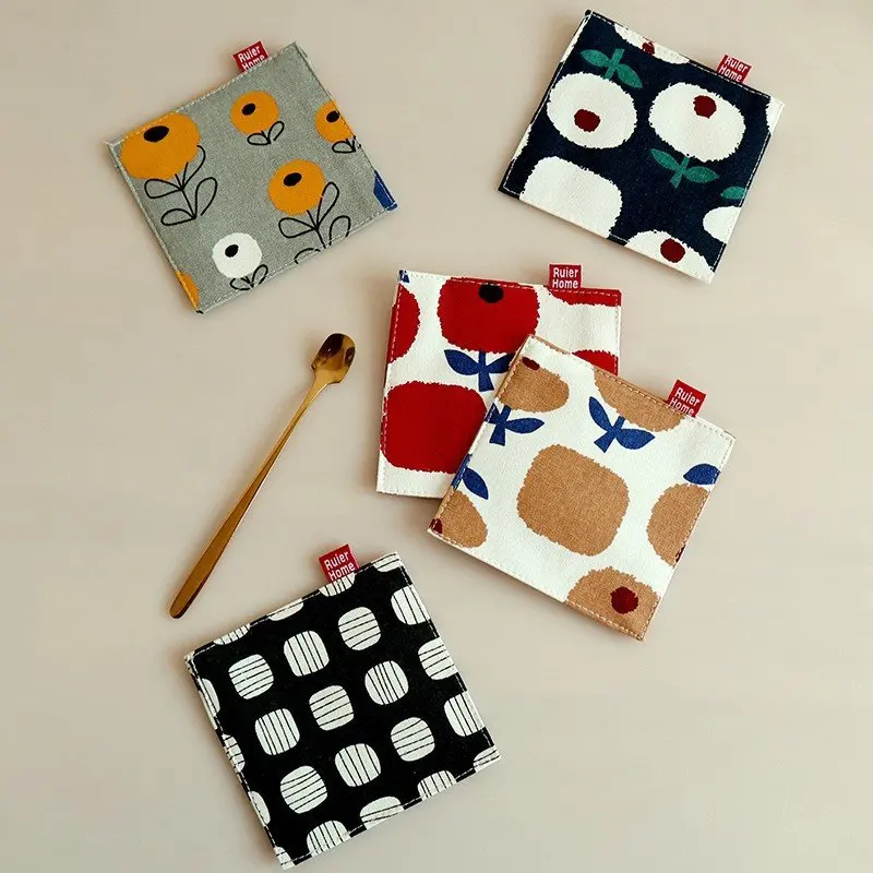 5pcs Japanese Style Double-Layer Fabric Coasters Heat-Resistant Mats for Mugs and Teacups Coaster Set Coasters for Glasses