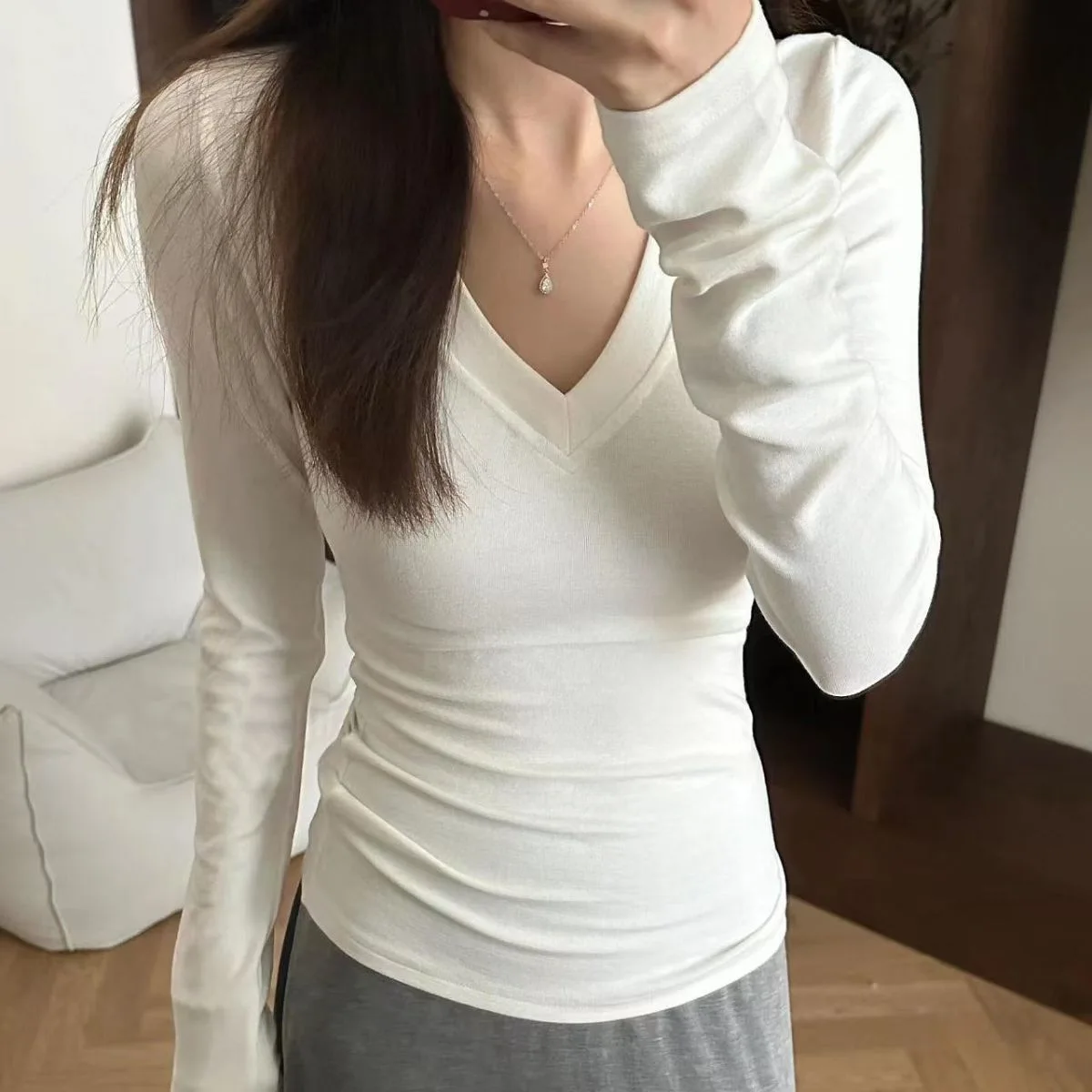 

Spring T-Shirt For Women, Long Sleeve Base V-Neck Slim Fit, Slimming Inner Wear, Autumn And Winter Hot Girl Small Shirt, New