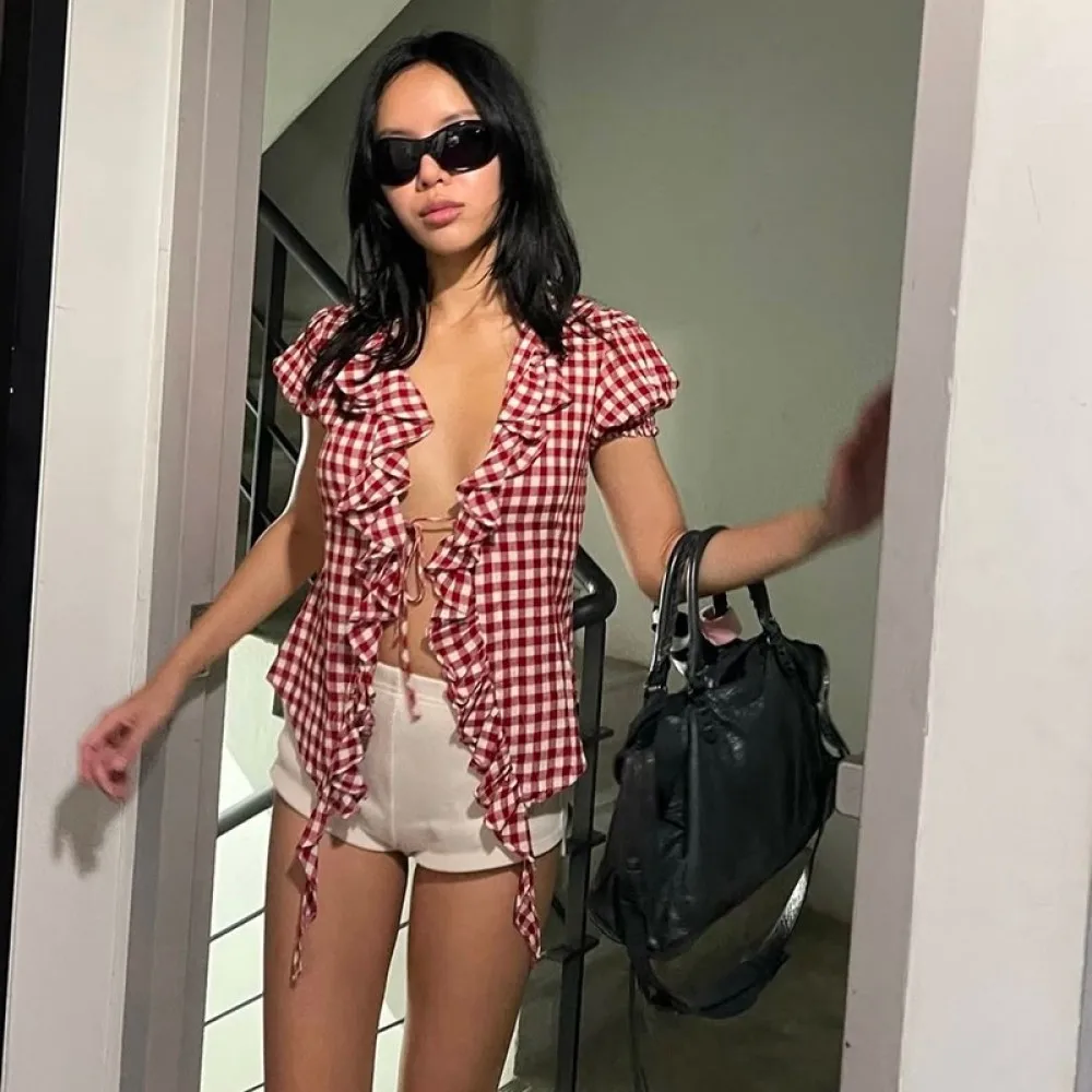 SylCue Red Plaid T-Shirt Women V-Neck Puff sleeves LaceUp Navel Exposed Skinny Ribbons Ruffles Design Y2K Sweet Style Streetwear view 4