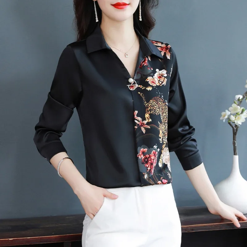 Women\'s Polo Collar Spring and Summer 2024 New Minimalist Commute Contrast Color Printed Long Sleeved Button Pullover Shirt Tops