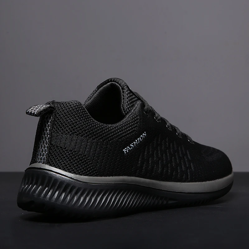 Men Running Shoes Breathable Light Comfortable Men's Casual Shoes Tenis Outdoor Slip On Walking Sneakers