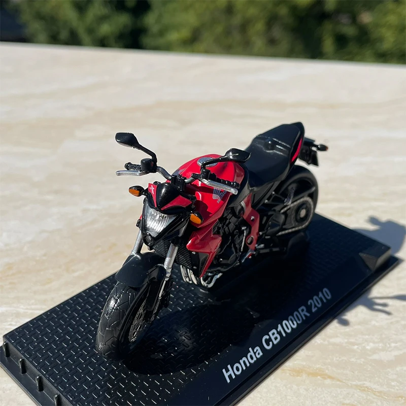 1:24 Scale Honda CB1000R 2010 Motorcycle Simulation Motorcycle Model Static Display Collectible Gift Souvenir Decoration Toy