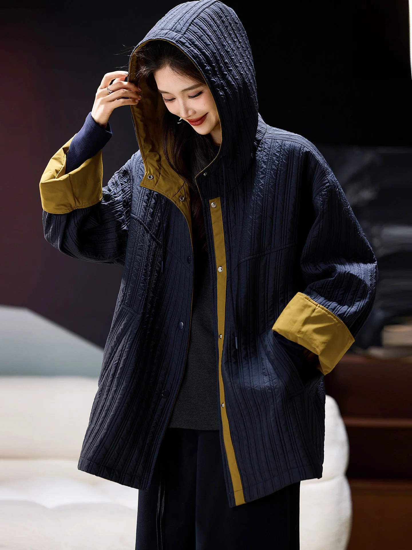 

Loose Fit Street Sle Jaet for Women Mid-Length Spliced Design Casual Polyester Fiber Coat with Hat Long Sve Autumn Wear