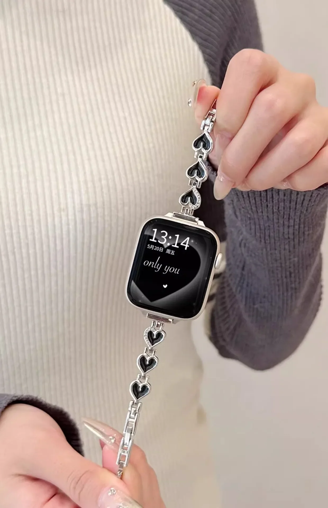 Fashion Love Bracelet Link for Apple Watch Band Series S11 10/8/7/6/3/4/5/9 40mm 41mm 38mm 42mm 44mm 45mm 46mm Strap