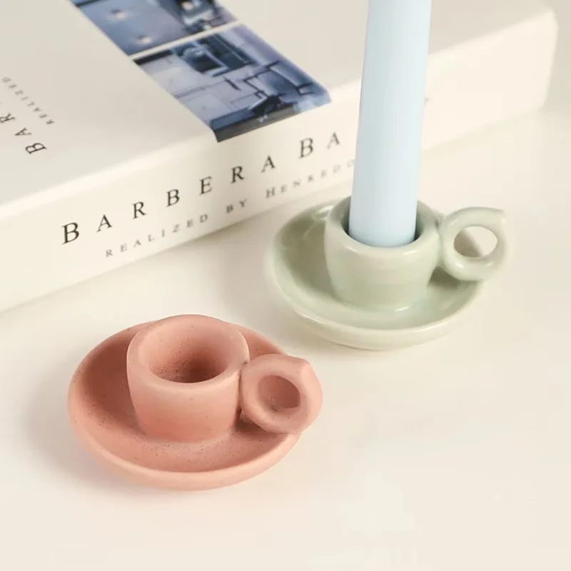 Small Fresh Ceramic Candle Holder, Home Atmosphere Candle Holder, Homestay Living Room Dining Table Decoration Ornament