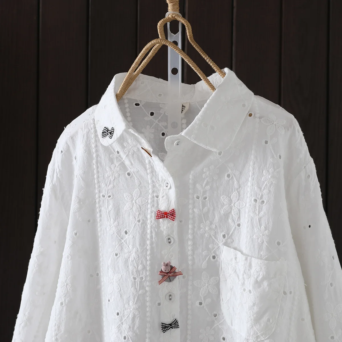 New Autumn Cotton Embroidery Shirts Women Lapel Collar Bow Tops Girl Long Sleeve Loose Blouses Age Reduction Spring T39435QC