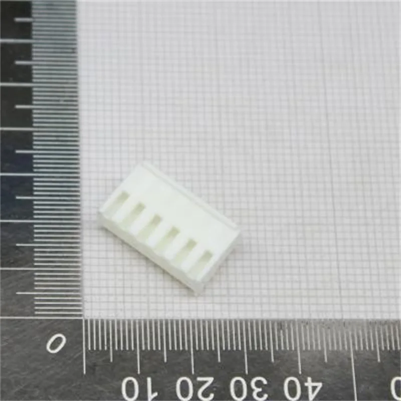 10Pcs/Lot  VHR-6N   JST CONNECTOR Conn Housing RCP 6 POS 3.96mm Crimp ST Cable Mount White Bag