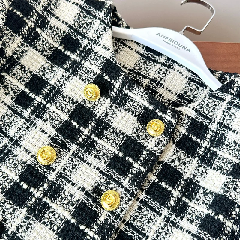 Casual Loose French Small Fragrance Black White Plaid Coat O Neck Wool Blended Tweed Gold Double-breasted Chic Women's Coat