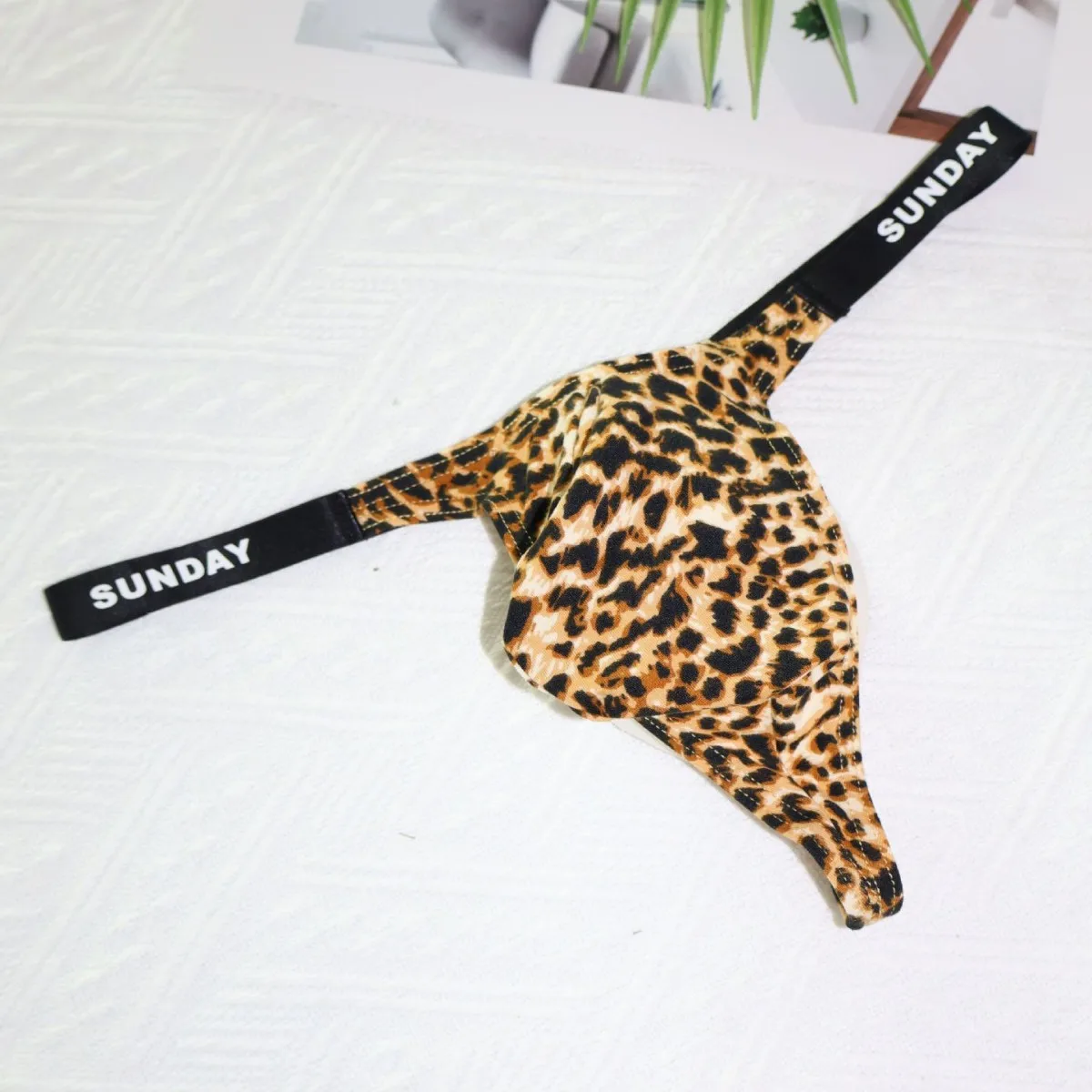 الرجال مثير U محدب الحقيبة ثونغ ليوبارد/التمويه مثليون جنسيا المثيرة T الظهر الملابس الداخلية مطاطا الرياضة سراويل التجفيف السريع بيكيني موجز #1