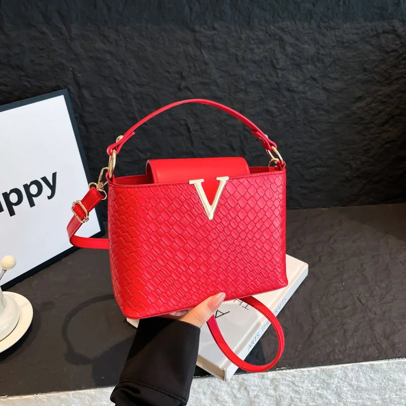 

​​2025 Premium Top Handle Bag, Vintage-Inspired Convertible Shoulder Crossbody Purse for Women, Architectural Day to Night Tote