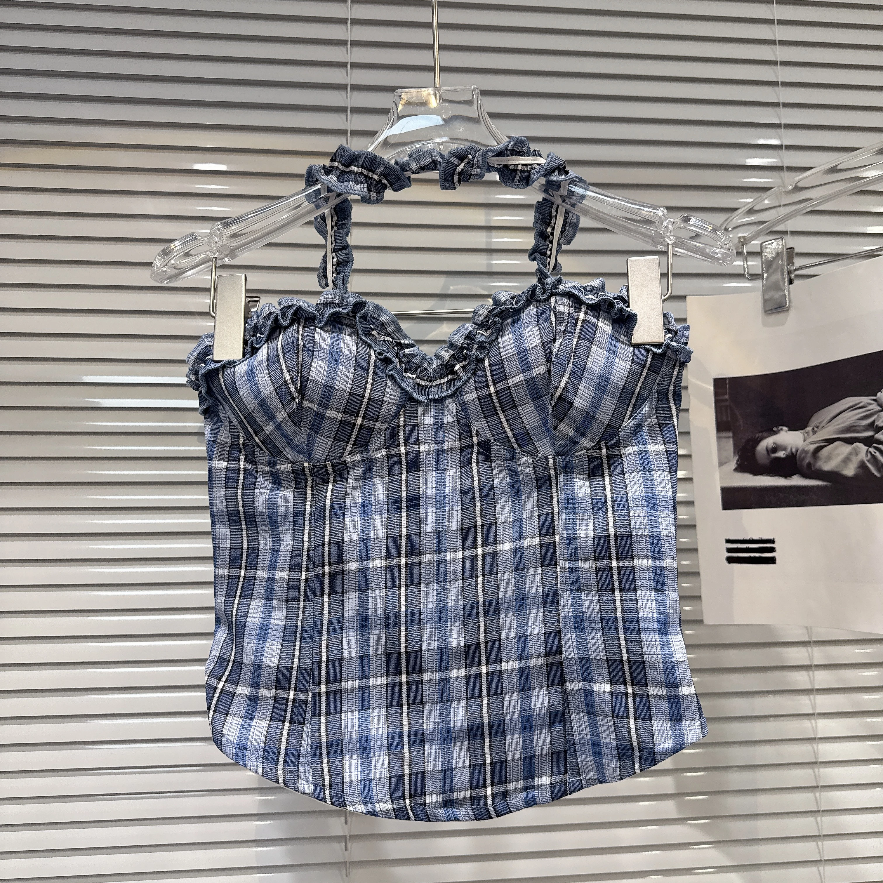 

2025 Autumn New Arrival Y2K Edgy Girl Color-Block Plaid Halter Neck Tube Top–Open-Back Figure-Flattering Camisole with Padding