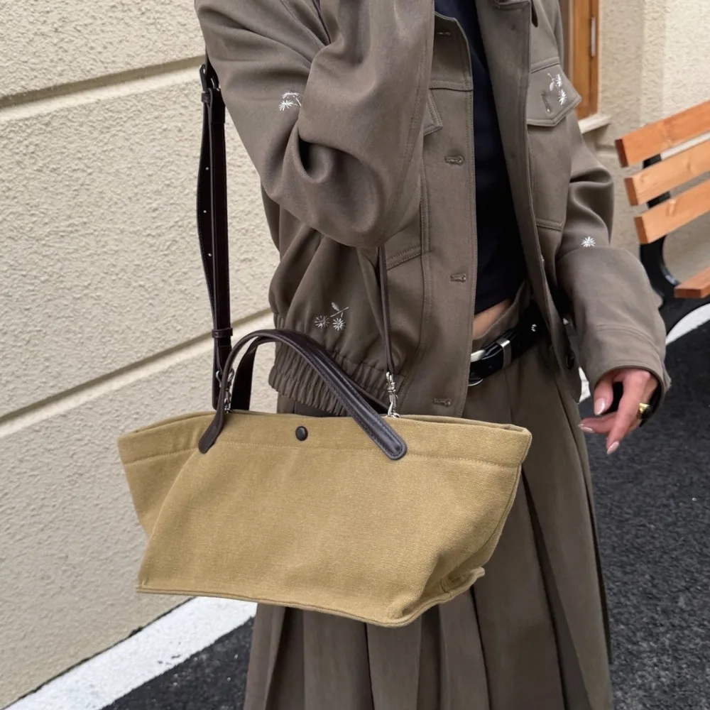 

Canvas Messenger High-end Tote Bag Casual Commuter Handbag Fashion Versatile Shoulder Texture Unique Simple