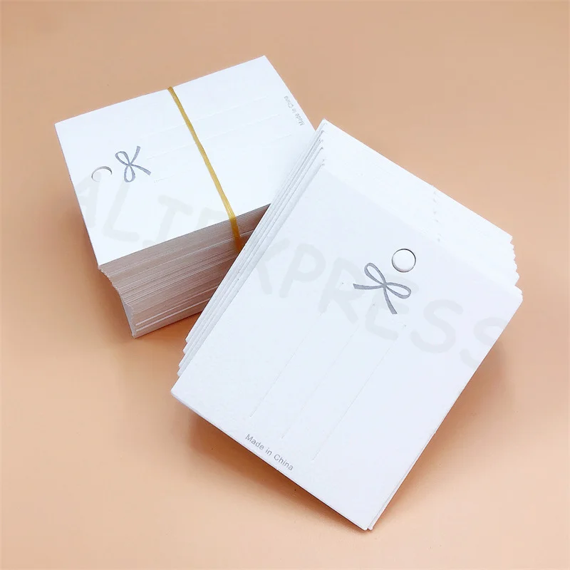 

50 шт., белые брелок с бантом, демонстрационные карты, заколка для волос, картонная упаковочная бумага для подарков, ювелирные аксессуары