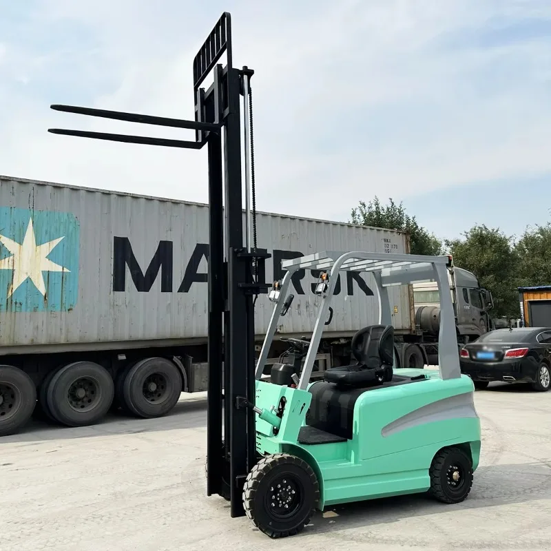 Customized Versatile 1.5 To 3 Ton Electric Forklifts Lithium-Ion Battery 3-9m Lifting Height Multiple Attachments For Distributi