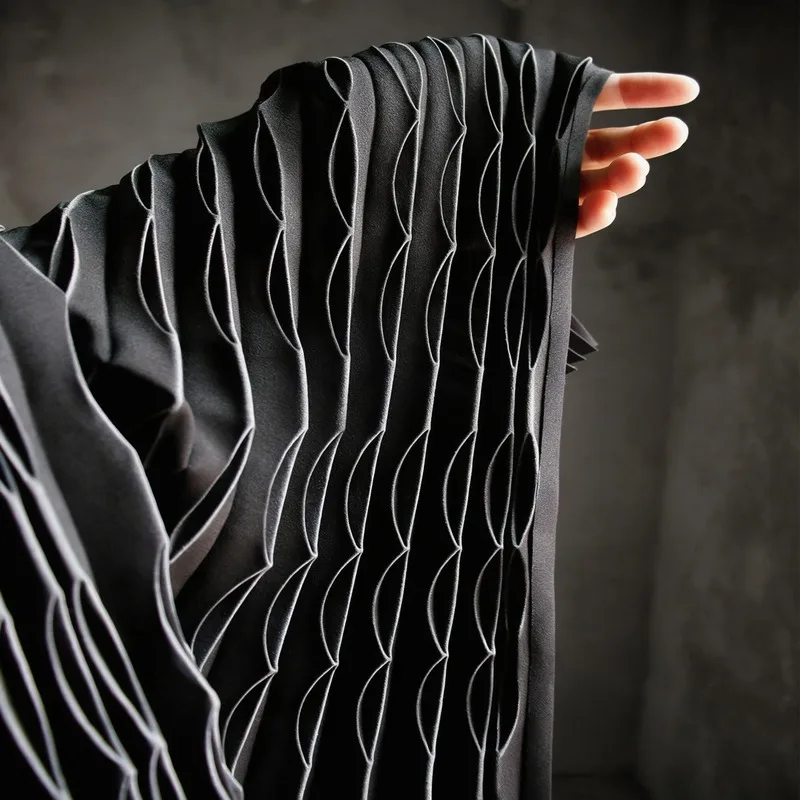 tela-plisada-3d-negra-diseno-de-arte-textil-degradado-tela-de-diseno-para-transformacion-de-prendas-tamano-fijo-50x100cm-ideal-para-proyectos-diy