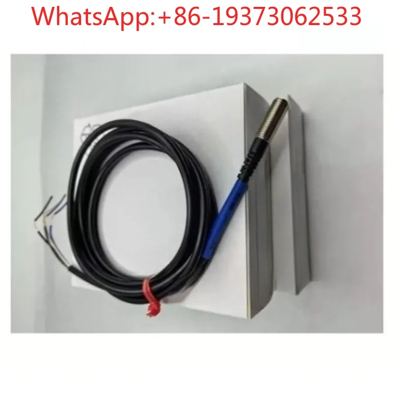 

Кожаный пылезащитный чехол OP-84460 для серии GT2-H50 A50