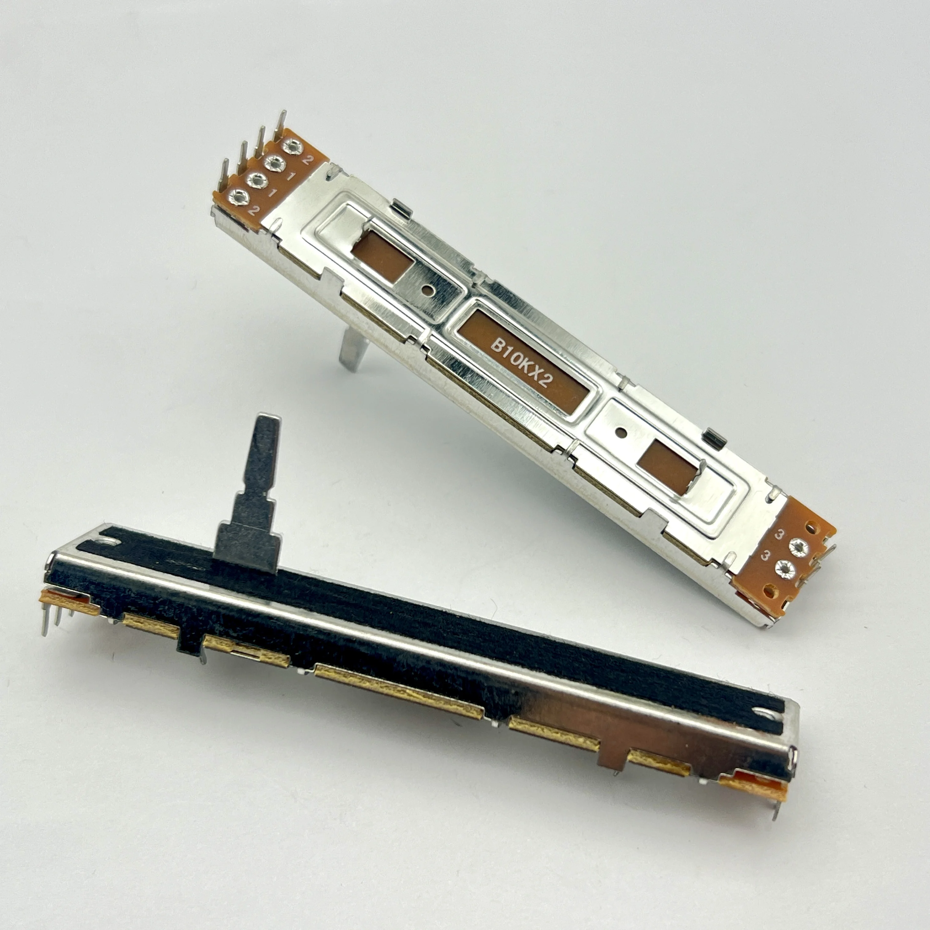 2 pieces of 88mm linear potentiometer B10KX2, shaft length 20mm