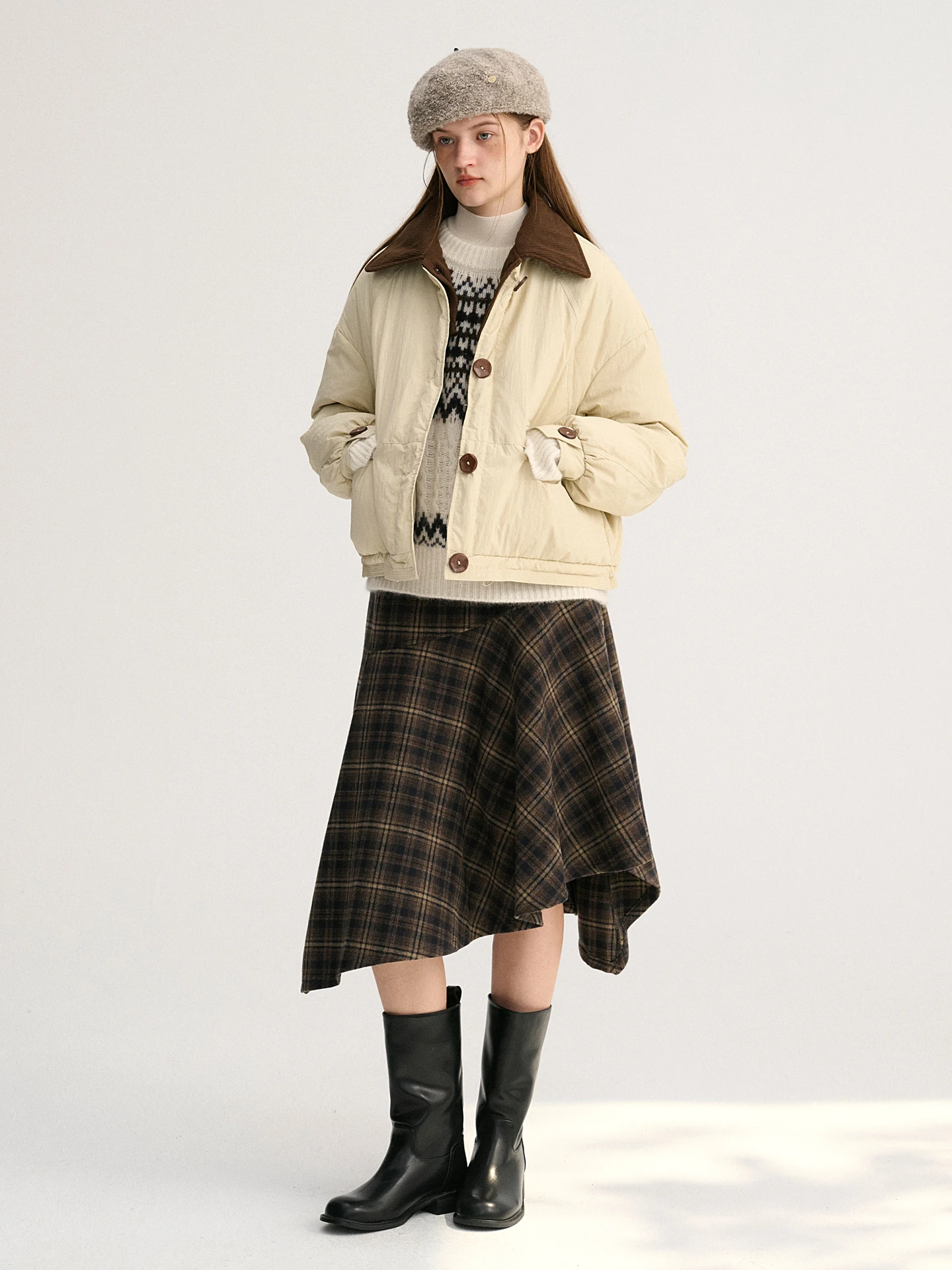 

Теплая утолщенная короткая пуховая куртка для женщин, модное зимнее пальто-пуховик DIGBU Basque, не объемное, но стильное.