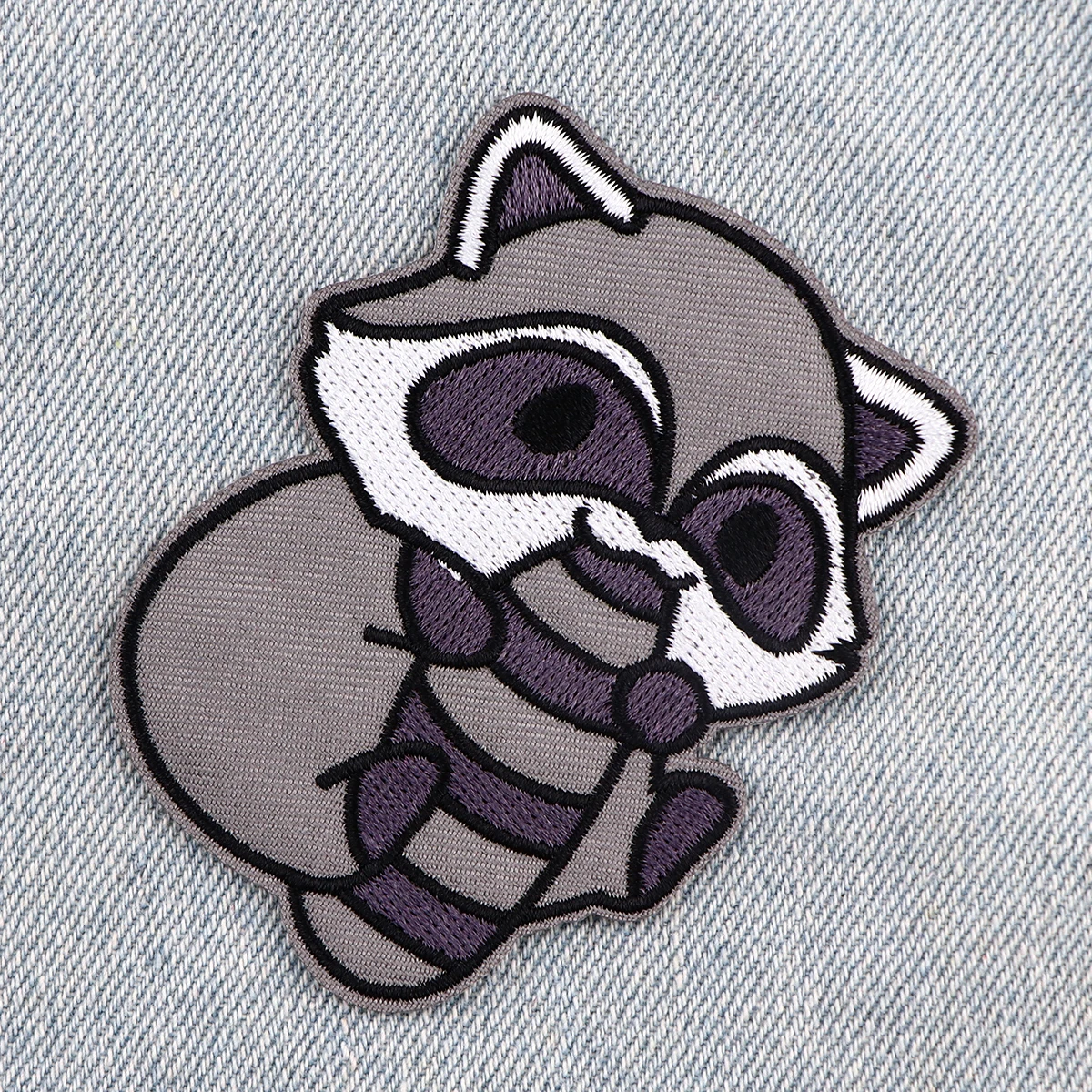 Lovely Raccoon Patch Iron On Patches For Clothing Stickers Embroidered Patches On Jackets DIY Clothes Stripes For Childrens