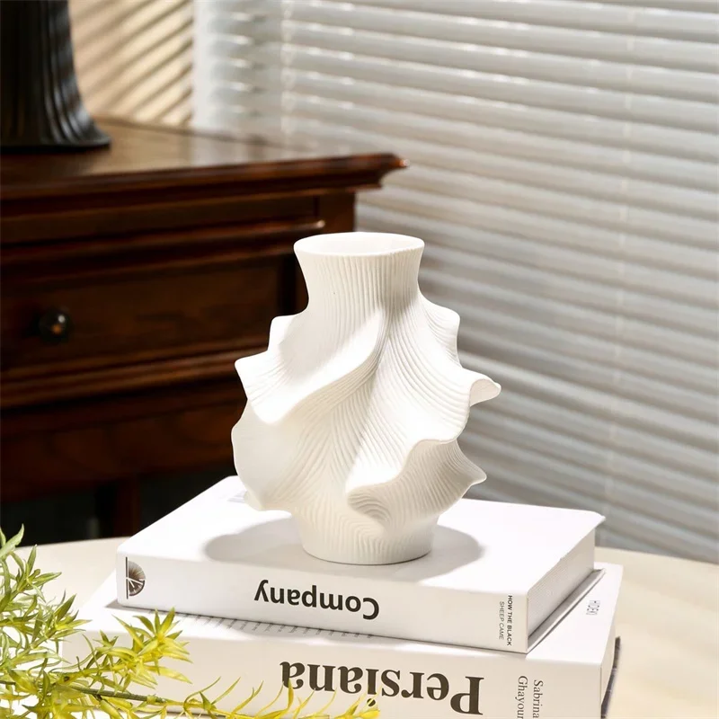 16cm Nordic Light Luxury Vegetarian Fired High-end Ceramic Simulation Flower Vase Home Living Room Flower Water Maintenance