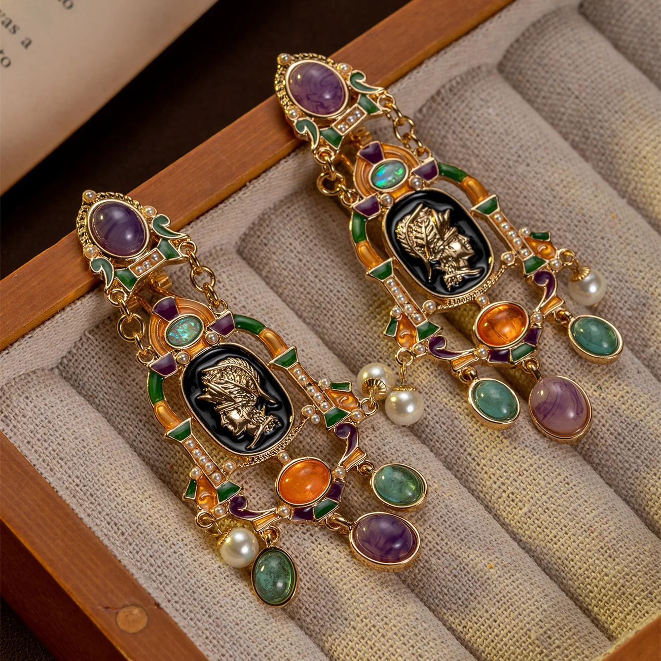 

Palace style heavy industry alloy portrait STUD earrings pearl tassel artistic medieval earrings retro earrings