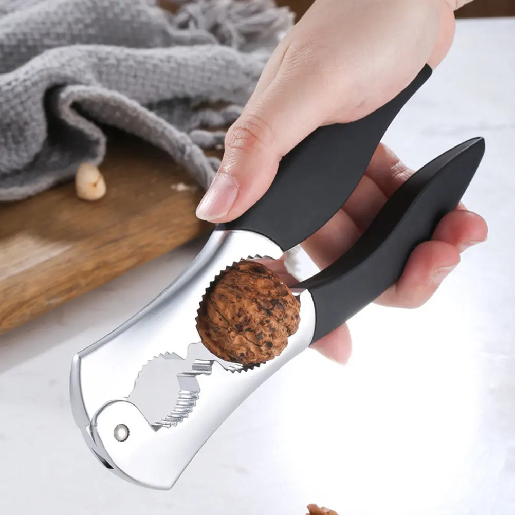 1Pcs Zinc Alloy Walnut Clip Heavy Duty Nutcracker for Home Restaurant Hotel Use Cracks Walnuts Almonds Hazelnuts Kitchen