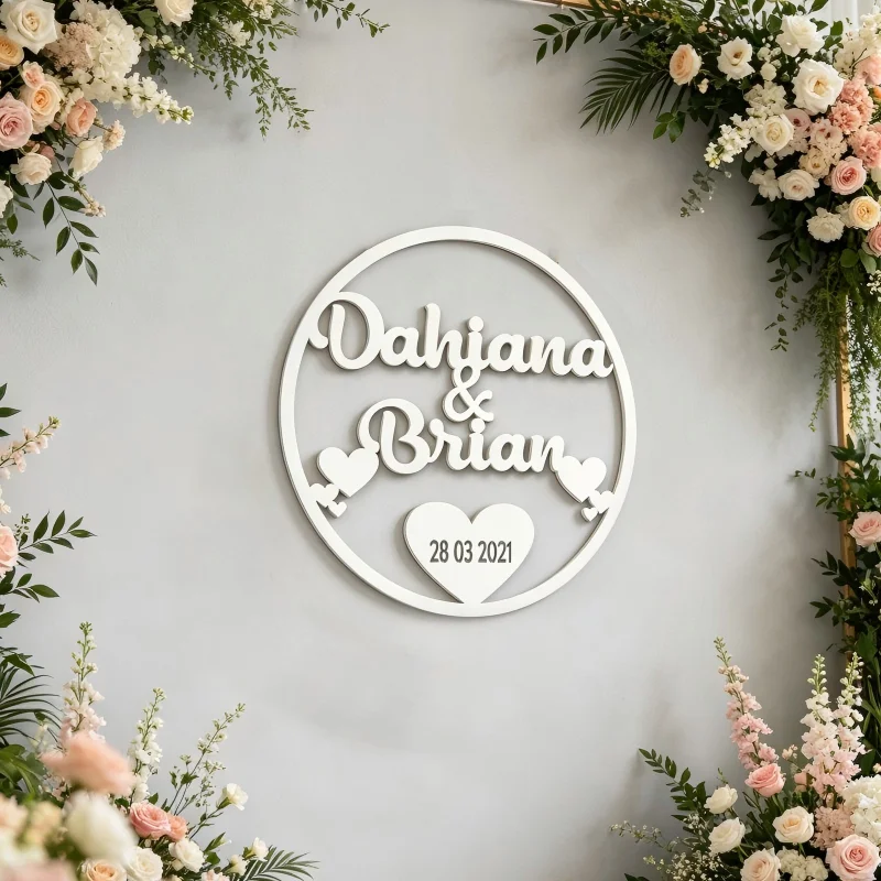 1Pc Custom Boho Wooden Name Plaque,Couple Names & Date with Heart Accents,Reception & Ceremony Decor Round Wedding Keepsake