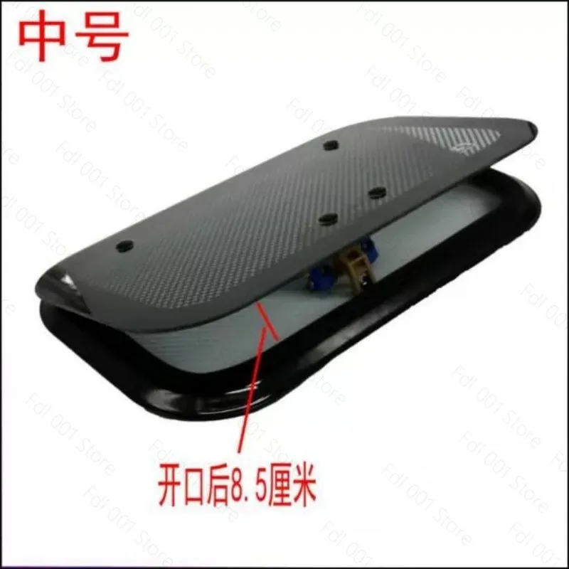Electric four-wheeler sunroof tricycle breathable tempered glass passenger soliciting