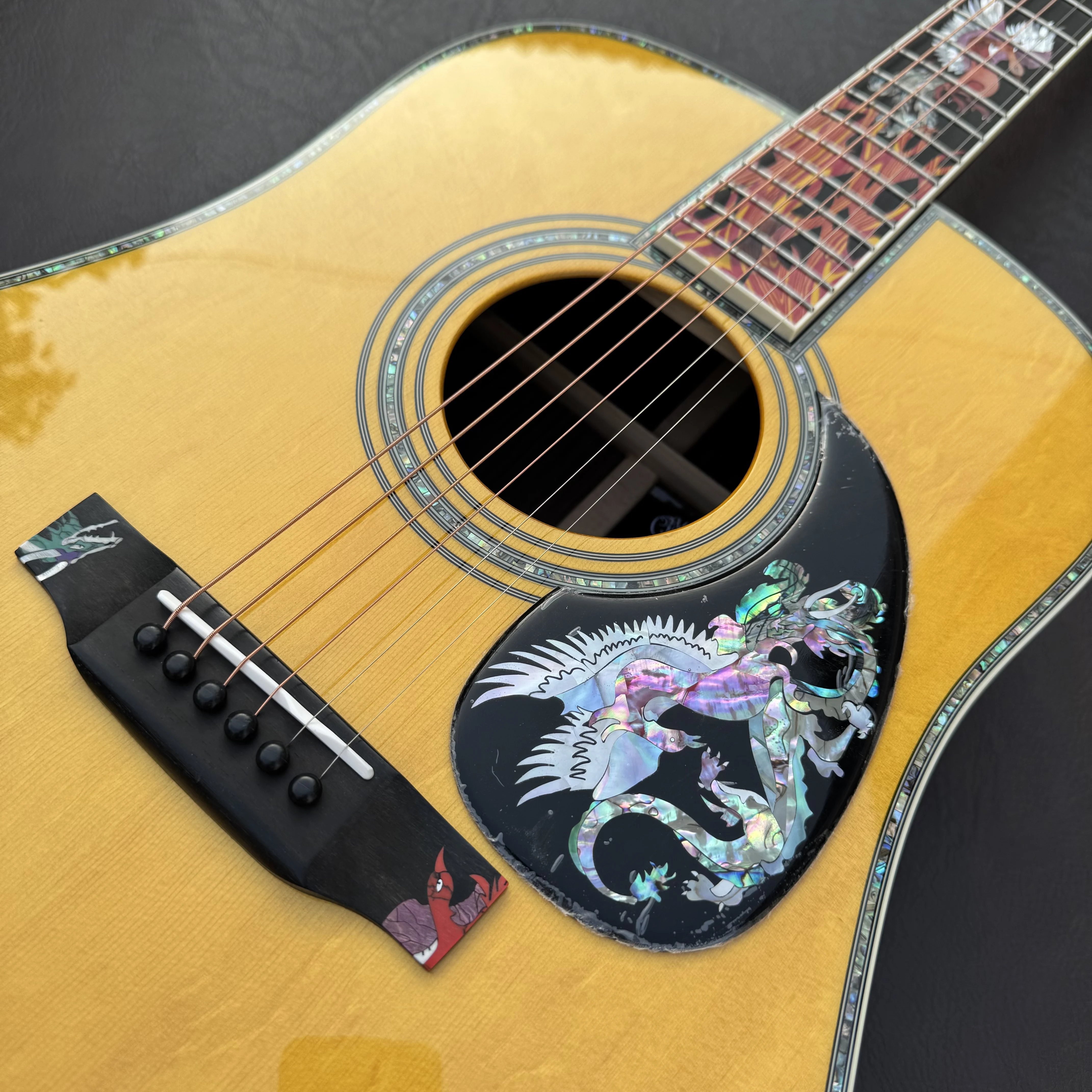 All-Solid Acoustic Guitar  Yellow Spruce Top Ebony Fingerboard Ice & Fire Abalone Inlay Premium All-Wood Build Fishbone Tuner