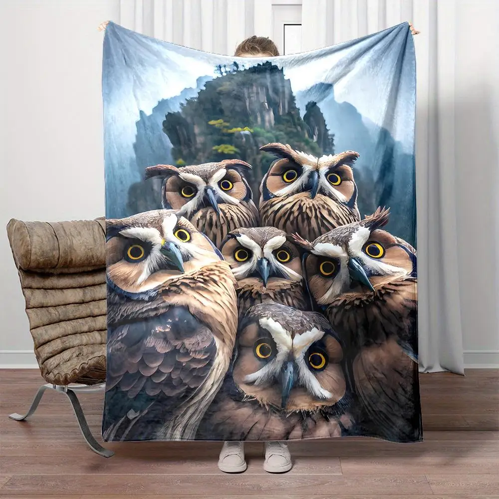 Brown and white owl pattern Flannel printed blanket suitable for all seasons suitable for living room office sofa and travel