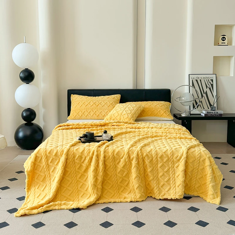 1pc Solid Color Blankets for Sofa Coral Fleece Blanket for Beds Soft Warm Bedspread for Winter Single/Queen/King Plaids/Blankets