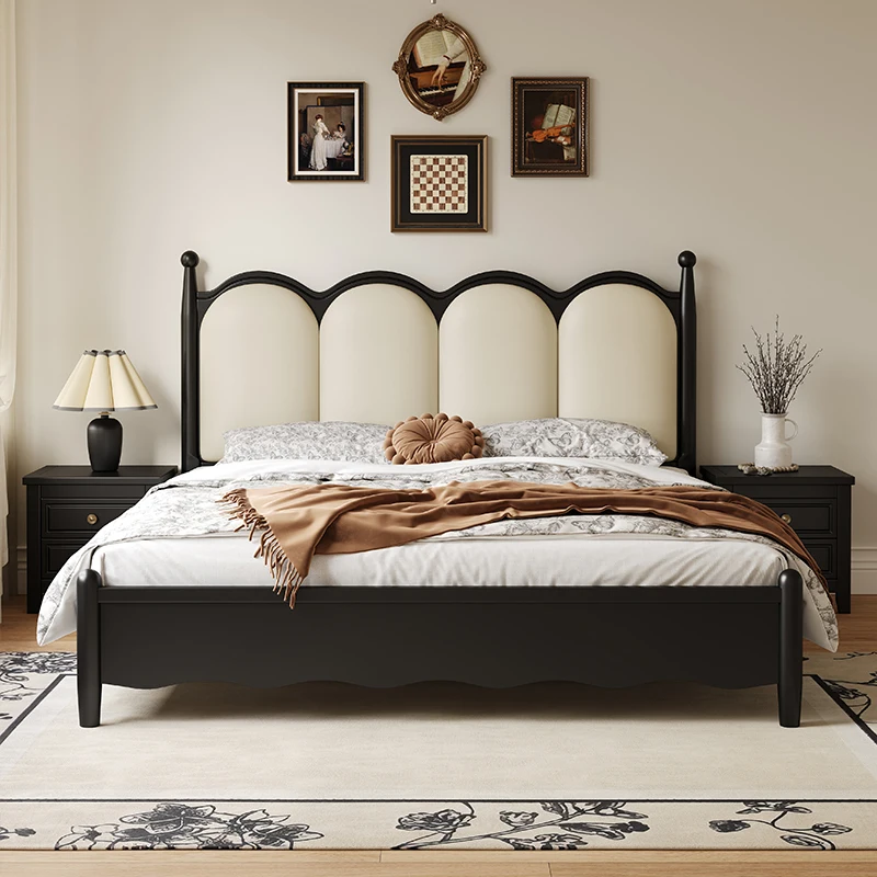 Französisches Retro-Massivholzbett, mittelalterliches Hauptschlafzimmer, 1,5 m großes Doppelbett, moderne, einfache, leichte, luxuriöse weiche Tasche aus schwarzem Leder