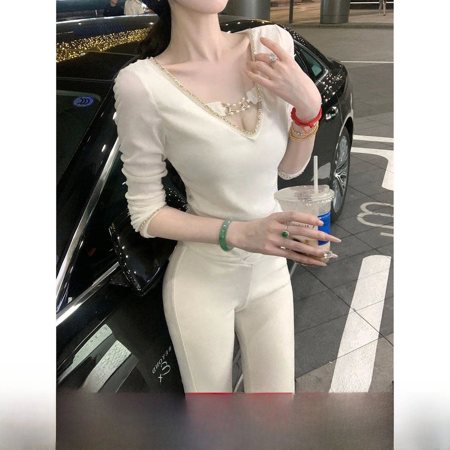 

Sy Velvet Long Sve T-irt Women's Base Layer Top V-Ne Diamond Embellied White Autumn New Sle Soft Nylon Fabric