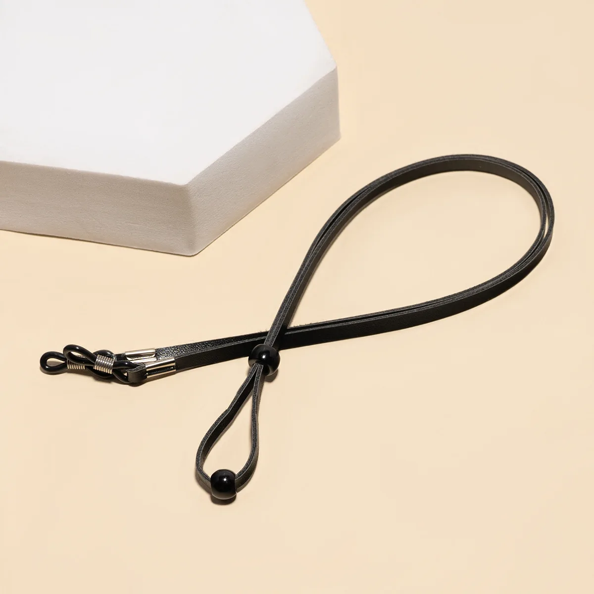 Glasses Strap,Securely Keep Your Eyeglasses Around Your Neck, Practical Sunglasses Holder Strap for Men Women