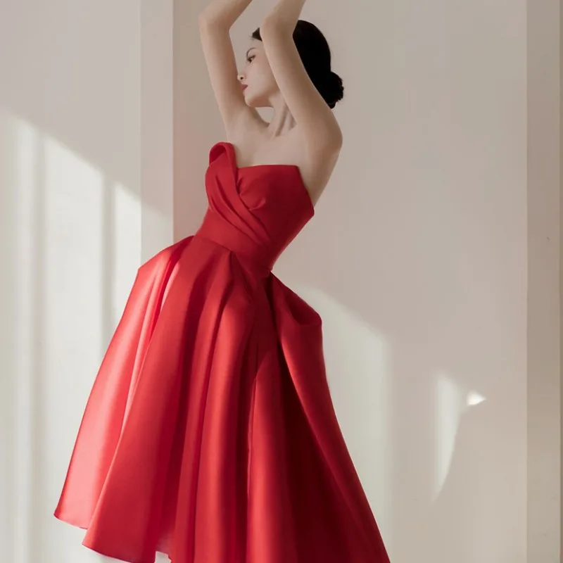 Vestido de noche Formal rojo sin tirantes hasta la rodilla para mujer, elegante Vestido de baile de graduación sólido, clásico, Vintage, vestidos de cóctel de fiesta