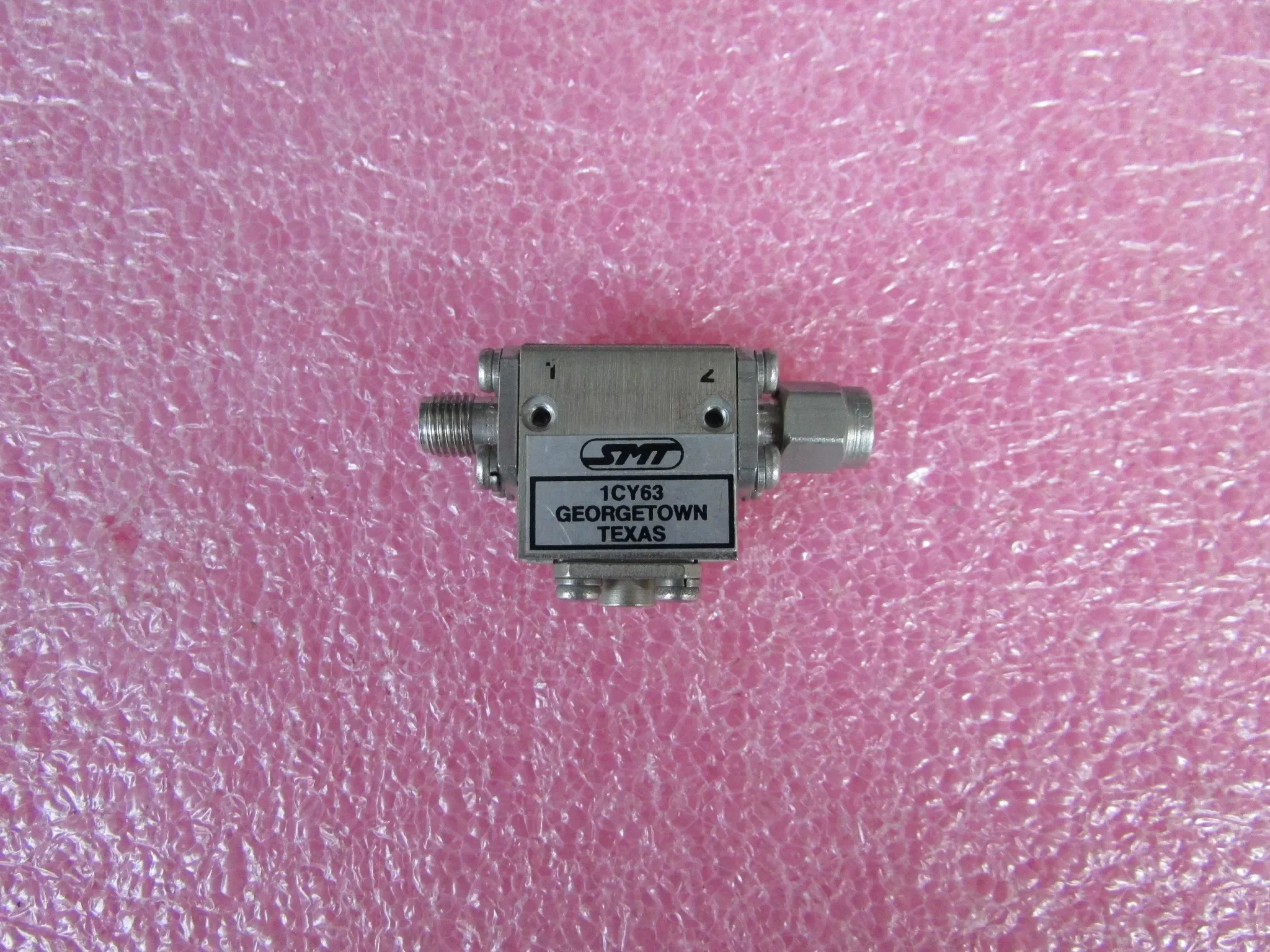 

SMT imported 1CY63 4.1-5.4GHz SMA RF RF microwave coaxial broadband isolator