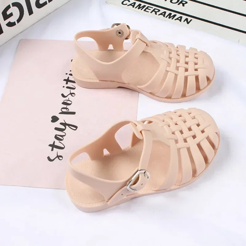 HoneyCherry Summer New Fashion Solid Color Boys and Girls Baby Hollowed Out Casual Daily Hole Flat Sandals Kids Sandals