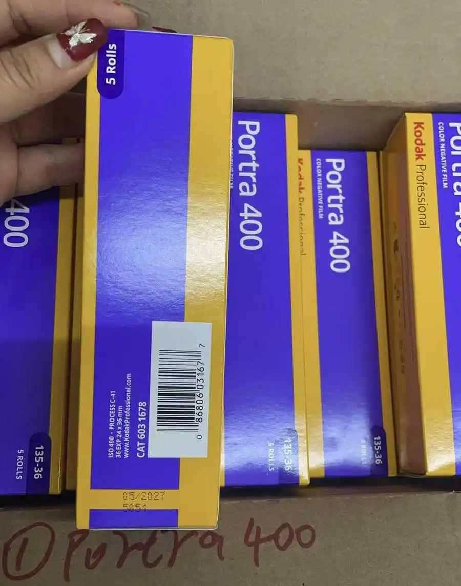 1/10 Rolls KODAK New Packaging 135 Professional Color Negative Film 35mm PORTRA 400 36EXP C-41 ISO 400 Outdoor Photography Fine